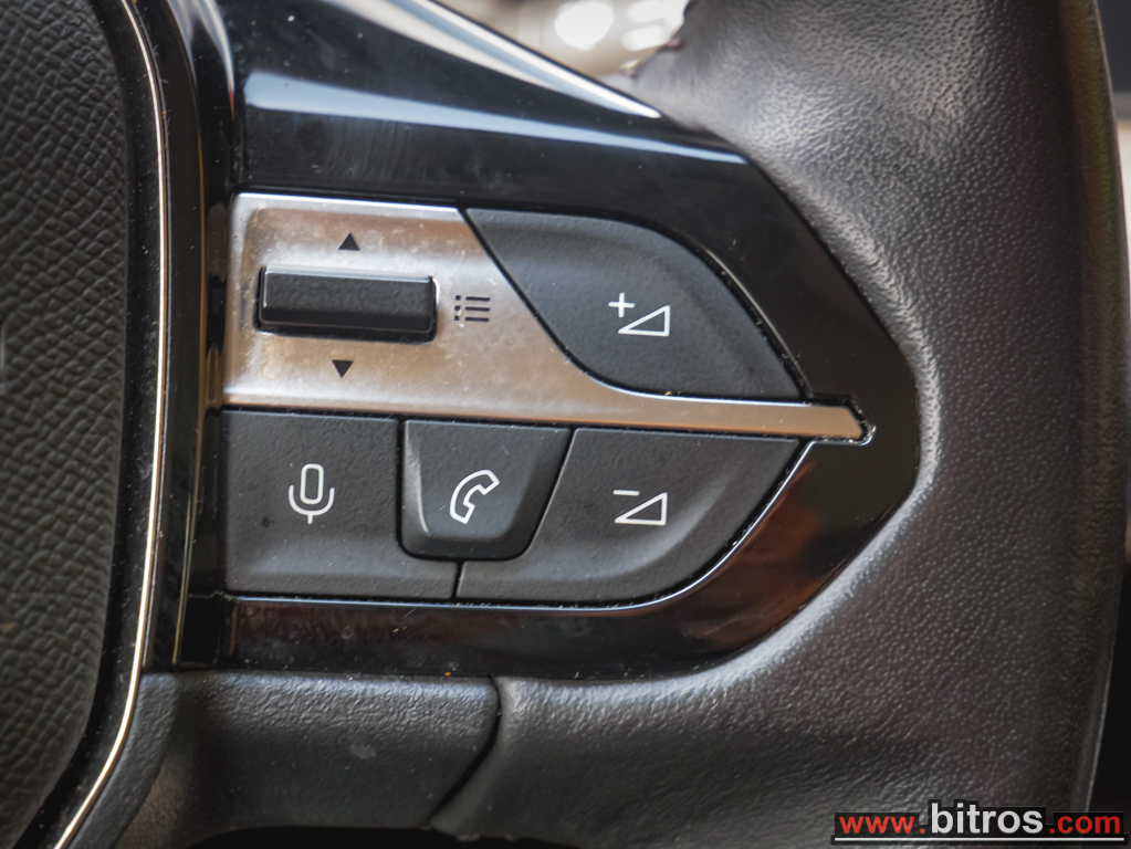 Peugeot 308 2023 NEW 1.2 ΒΕΝΖΙΝΗ 130hp! Business -GR — φωτογραφία 23