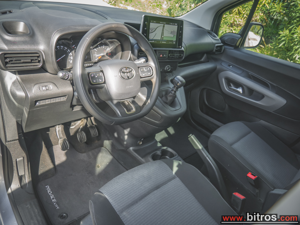 Toyota PROACE CITY 2022 VERSO 7ΘΕΣΙΟ! 1.2T LONG 110HP VVT-I DYNAMIC NAVI-CRUISE — φωτογραφία 3
