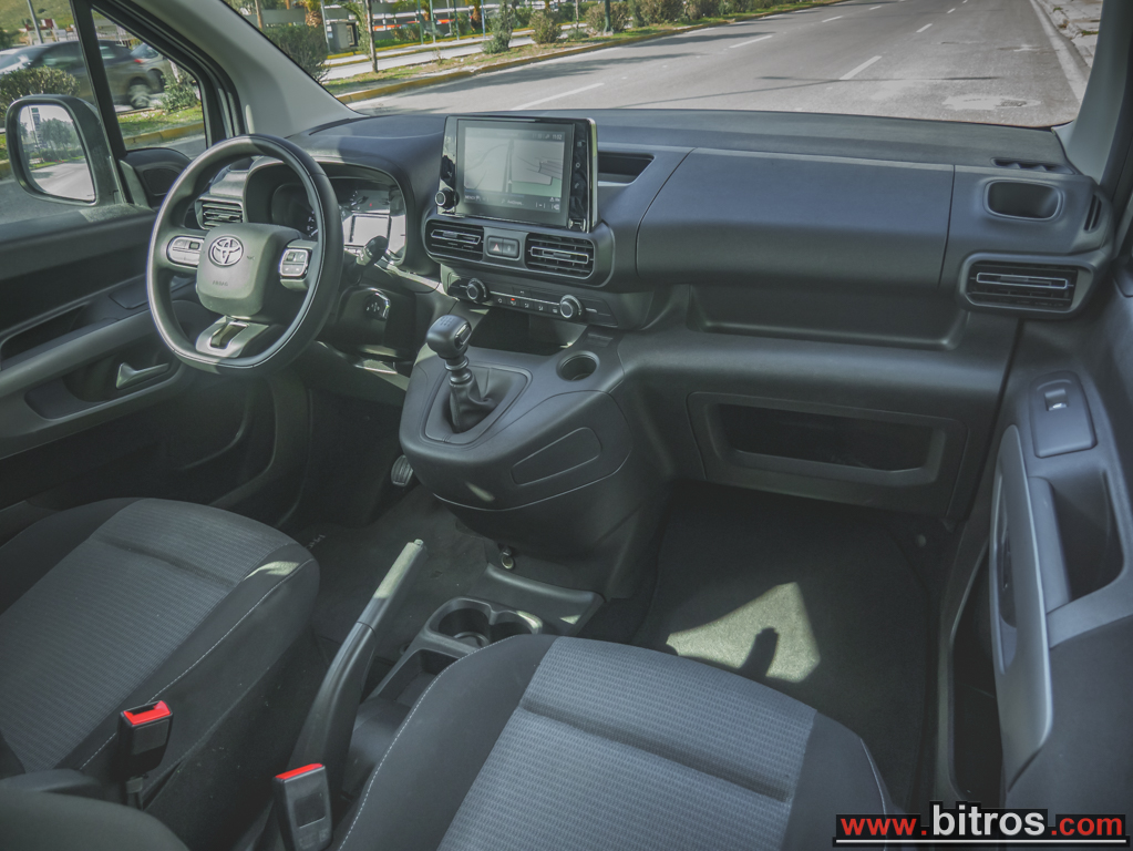 Toyota PROACE CITY 2022 VERSO 7ΘΕΣΙΟ! 1.2T LONG 110HP VVT-I DYNAMIC NAVI-CRUISE — φωτογραφία 4