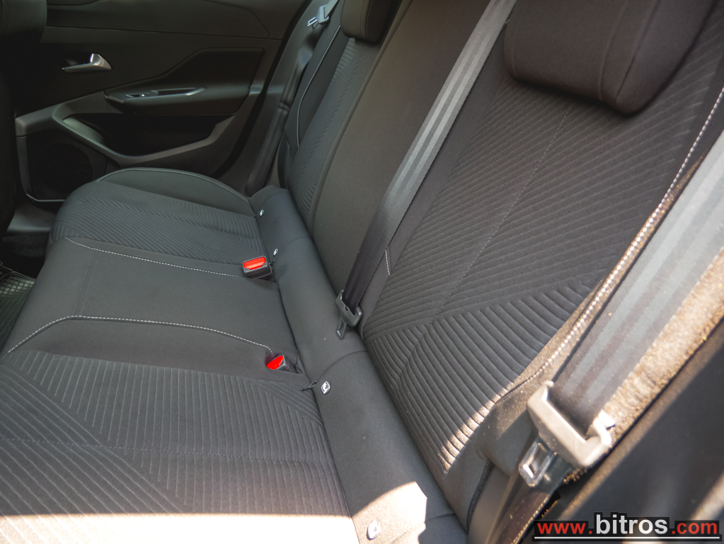 Peugeot 308 2023 NEW 1.2 ΒΕΝΖΙΝΗ 130hp! Business -GR — φωτογραφία 6