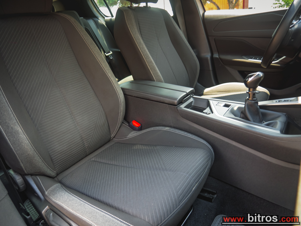 Peugeot 308 2023 NEW 1.2 ΒΕΝΖΙΝΗ 130hp! Business -GR — φωτογραφία 8