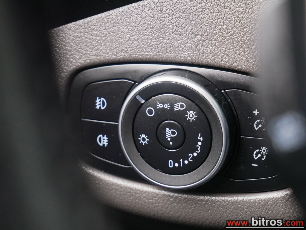 Ford TRANSIT CONNECT ΑΥΤΟΜΑΤΟ! 2 ΠΛΑΙΝΕΣ ΠΟΡΤΕΣ L2 1.5 TDCI 100HP — φωτογραφία 25