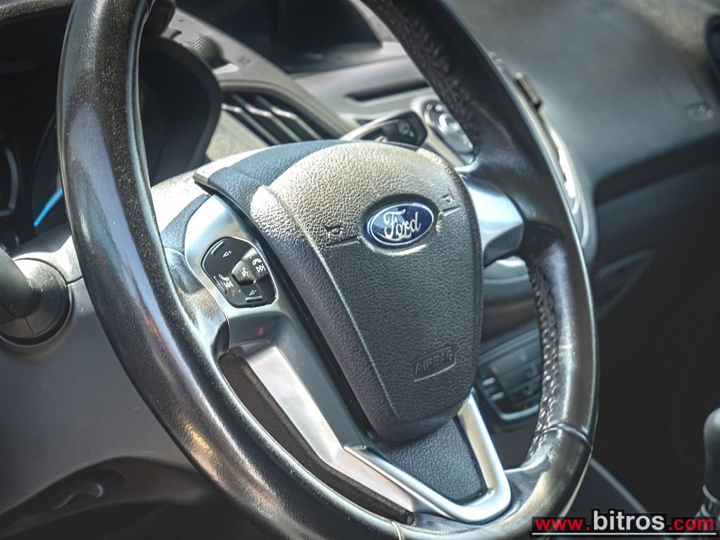 Ford TRANSIT COURIER VAN 1.5 CDTI DIESEL 95HP TREND — φωτογραφία 15