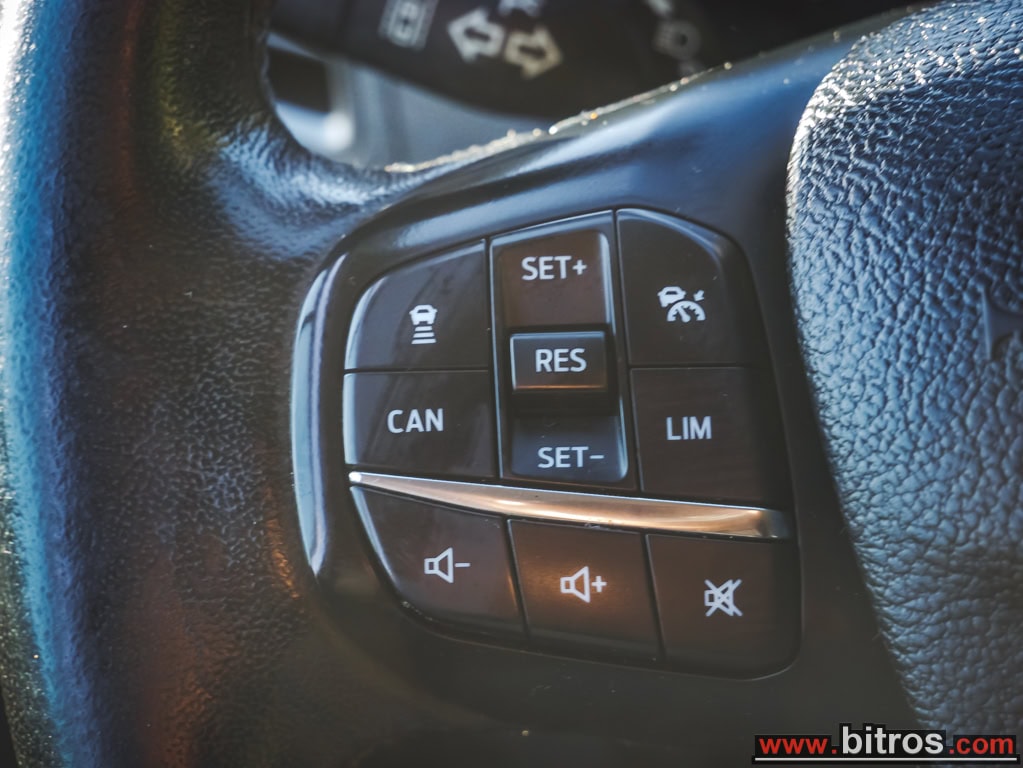 Ford TRANSIT CUSTOM ΑΥΤΟΜΑΤΟ!!!3ΘΕΣΙΟ 2.0 TDCI 130HP 340L3 Η1+NAV — φωτογραφία 20