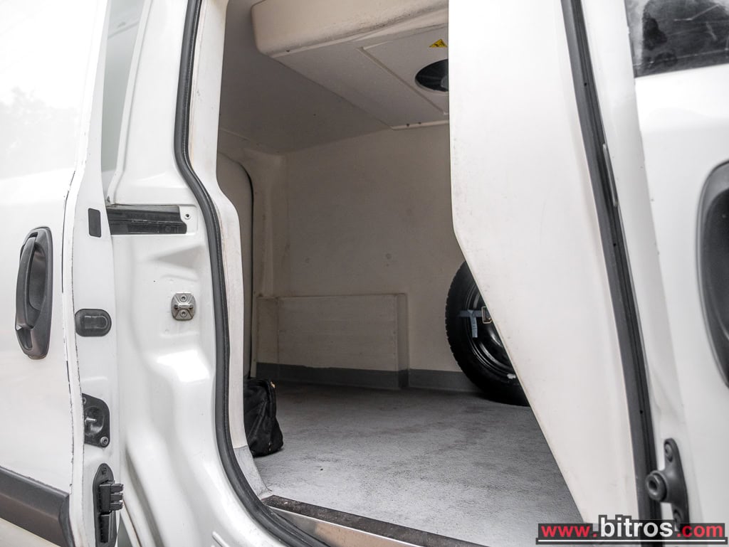 Citroen C3 2021 VAN 1.5 BLUEHDI 100HP — φωτογραφία 426
