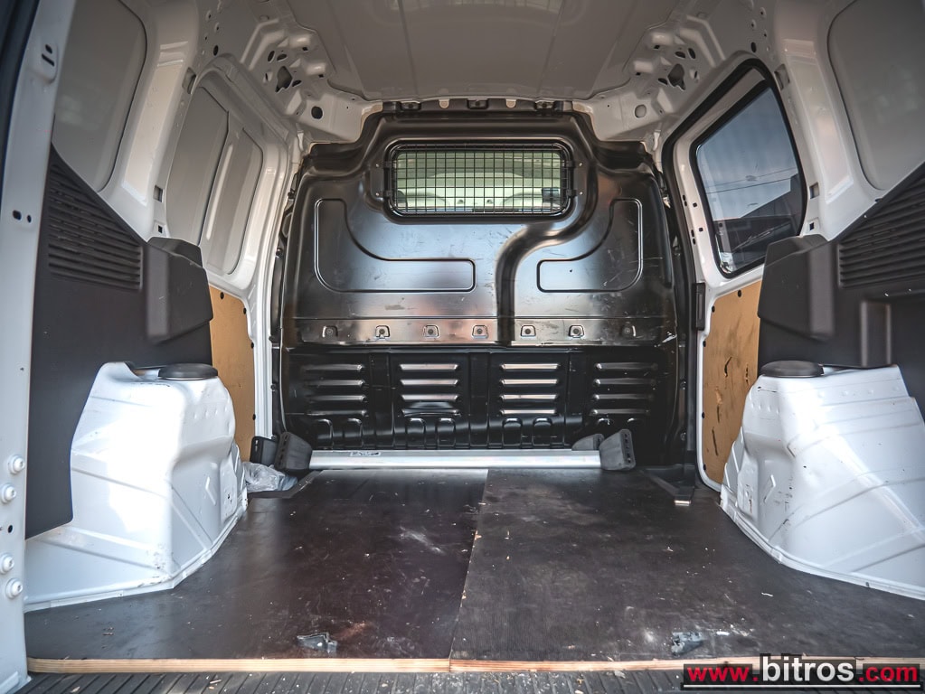 Ford TRANSIT COURIER VAN 1.5 CDTI DIESEL 95HP TREND — φωτογραφία 27