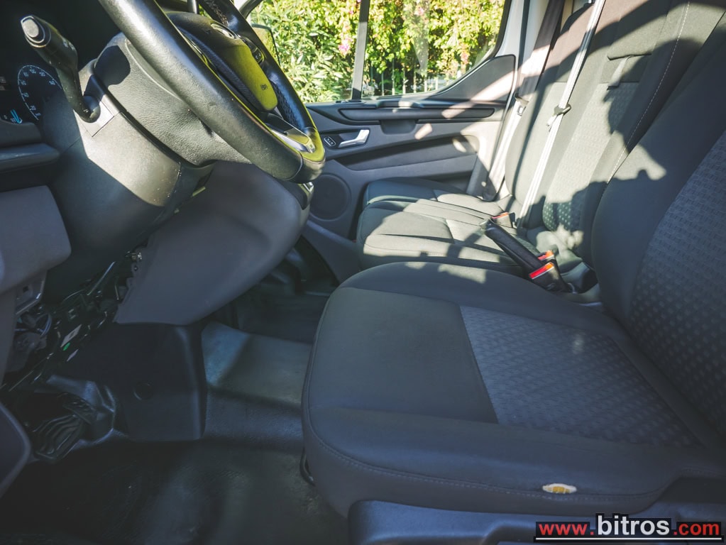 Ford TRANSIT CUSTOM ΑΥΤΟΜΑΤΟ!!!3ΘΕΣΙΟ 2.0 TDCI 130HP 340L3 Η1+NAV — φωτογραφία 4