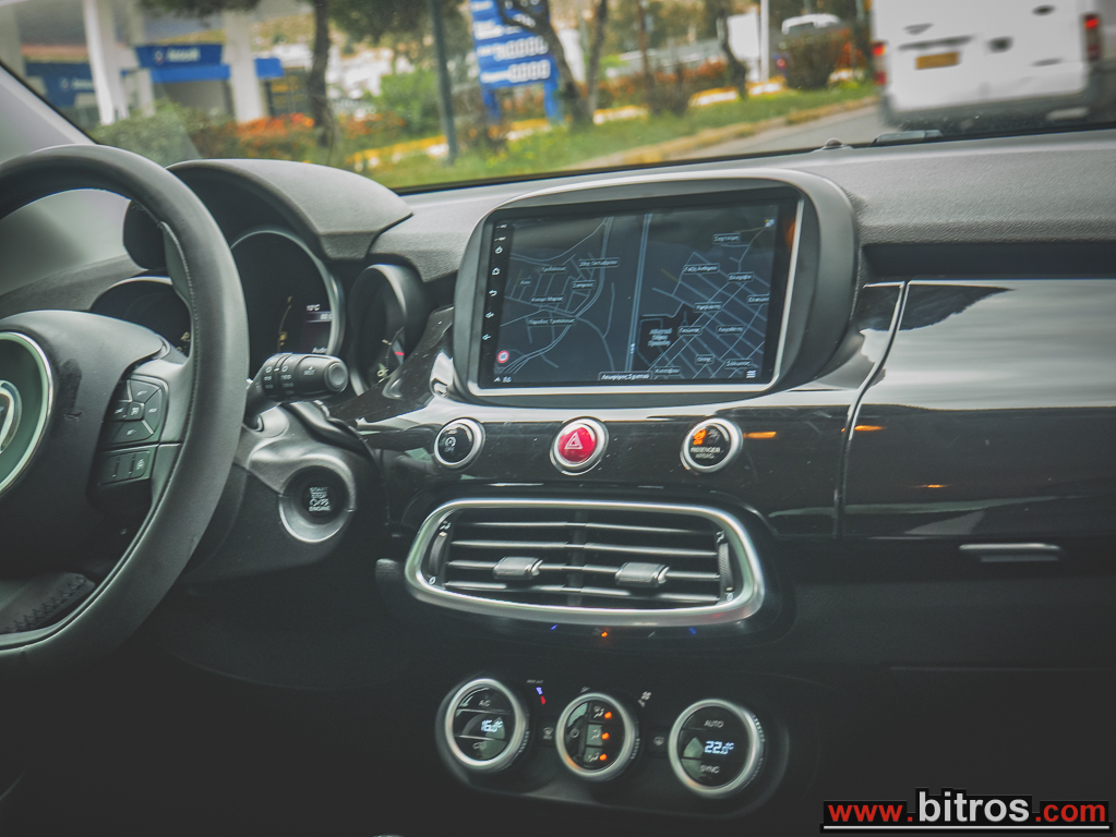 Fiat 500X 2016 1.6 DIESEL 120HP! 6-G LOUNGE NAVI EUR6 109Co2 — φωτογραφία 18