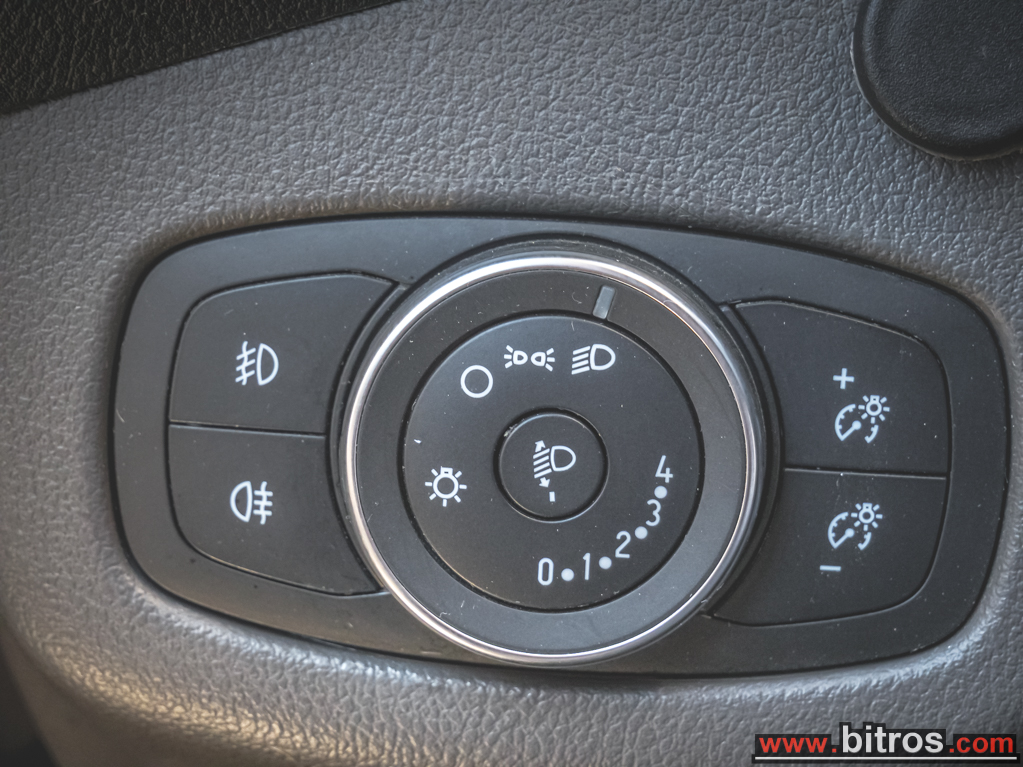 Ford Transit Connect 2022 ΜΑΚΡΥ lang Trend 1.5 100PS — φωτογραφία 19