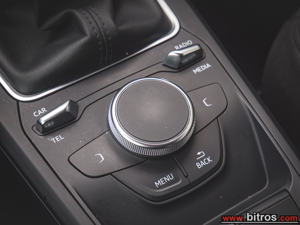 Audi Q2 2022 1.0 30TFSI 110HP ΕΛΛΗΝΙΚΟ — φωτογραφία 19