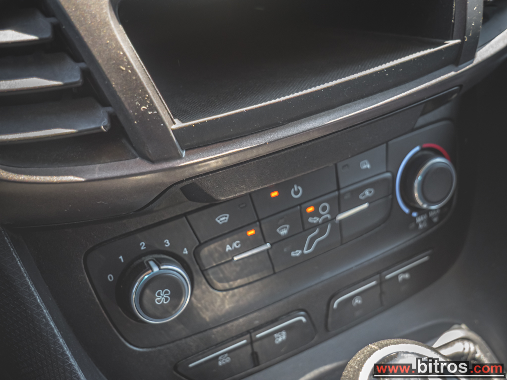 Ford Transit Connect 2022 ΜΑΚΡΥ lang Trend 1.5 100PS — φωτογραφία 20