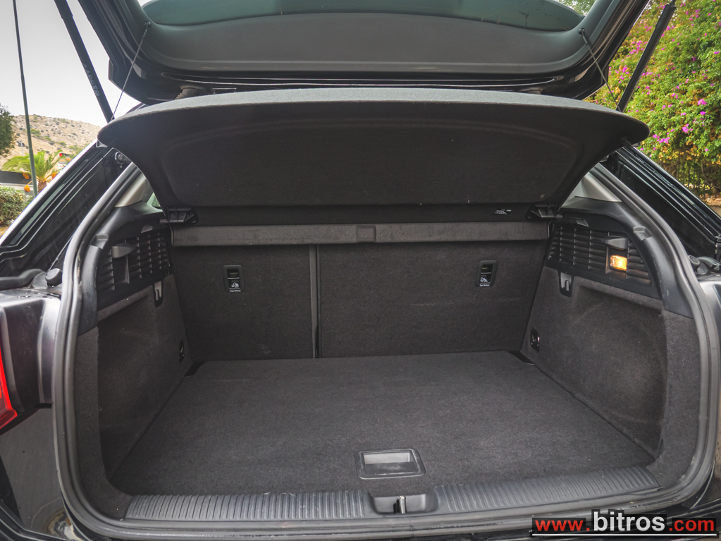Audi Q2 2022 1.0 30TFSI 110HP ΕΛΛΗΝΙΚΟ — φωτογραφία 32
