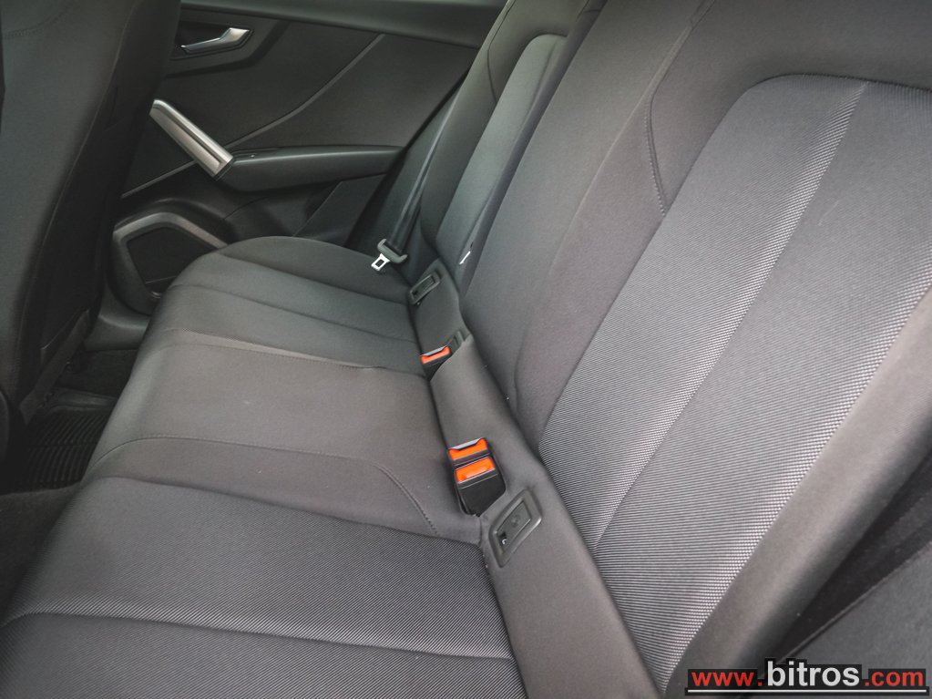 Audi Q2 2022 1.0 30TFSI 110HP ΕΛΛΗΝΙΚΟ — φωτογραφία 6