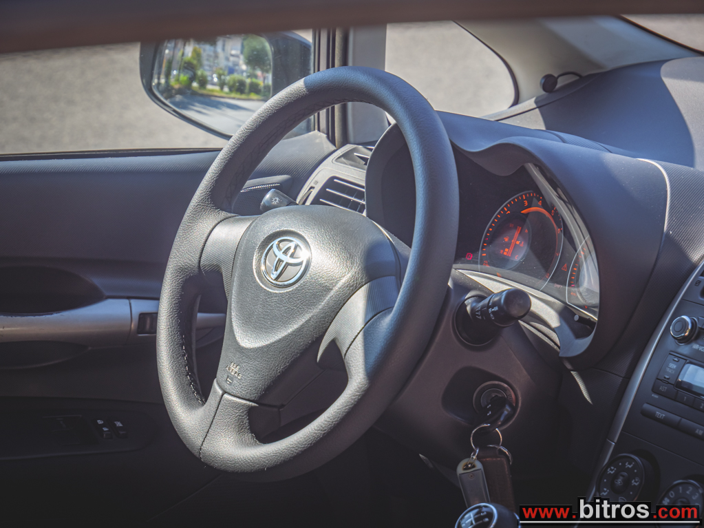 Toyota Auris 2007 1.4 98hp! 111.000Km!!!!! 1o ΧΕΡΙ ΙΔΙΩΤΗ!!!! — φωτογραφία 17