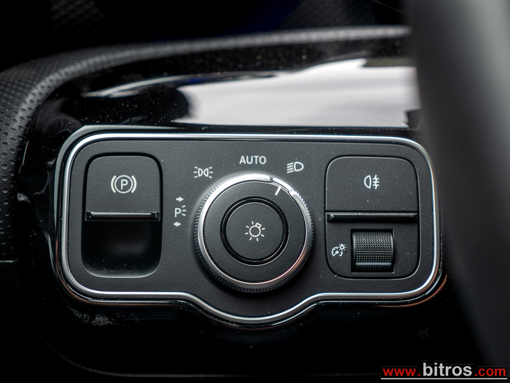 Mercedes-Benz CLA 180 2023 +18″AMG PANORAMA 1.3 AMG BUSINESSLINE 7GDCT AUTOLED-NIGHTPCK — φωτογραφία 22