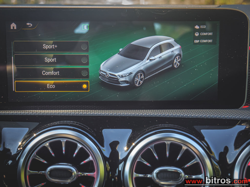 Mercedes-Benz A 180 2020 68.000km!!! 1.5 D 7G-DCT AUTO NAVI-LED-GR — φωτογραφία 36