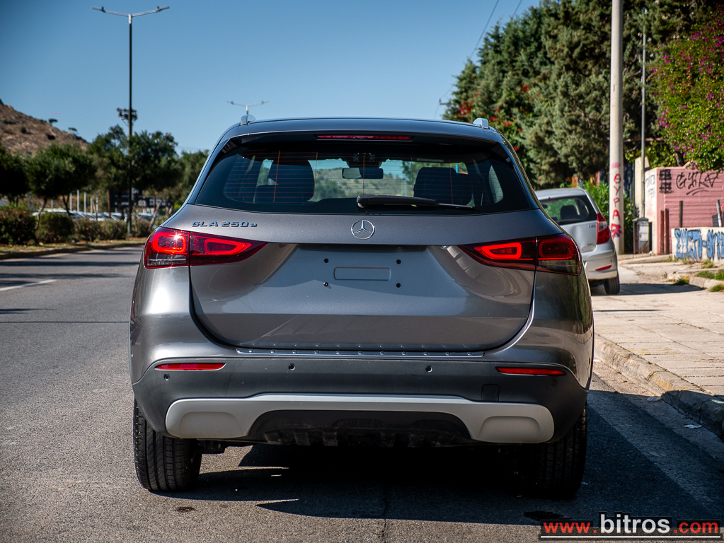 Mercedes-Benz GLA 250 2022 ΕΛΛΗΝΙΚΟ 250e 1.3 (218Hp) EQ Power 8G-DCT — φωτογραφία 11