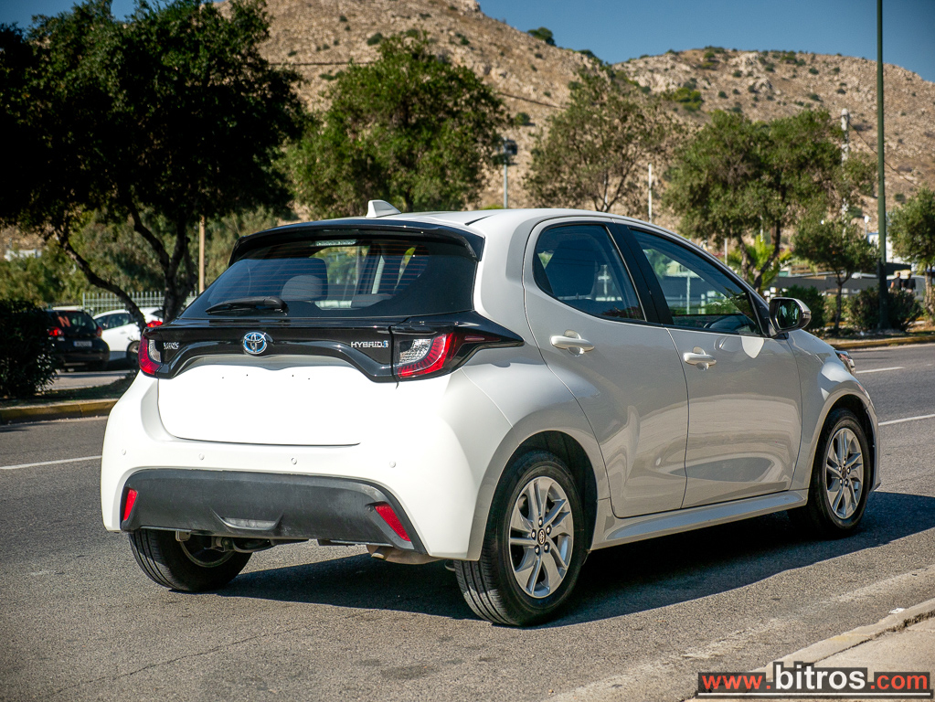 Toyota Yaris 2022 HDF HYBRID — φωτογραφία 12