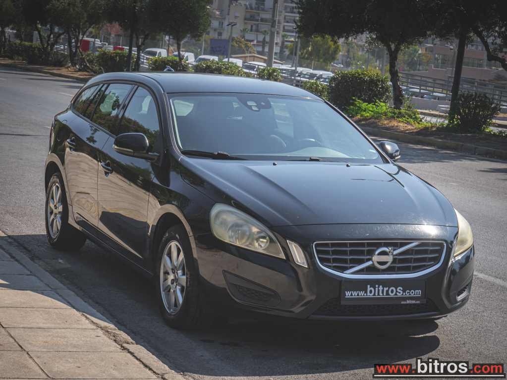 Volvo V60 2012 1.6 TURBO 150HP — φωτογραφία 13