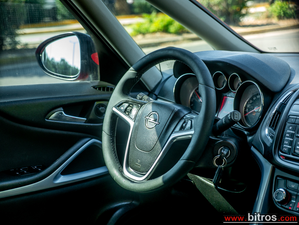 Opel Zafira Tourer 2016 1.6 CDTI 136HP EUR6 — φωτογραφία 16