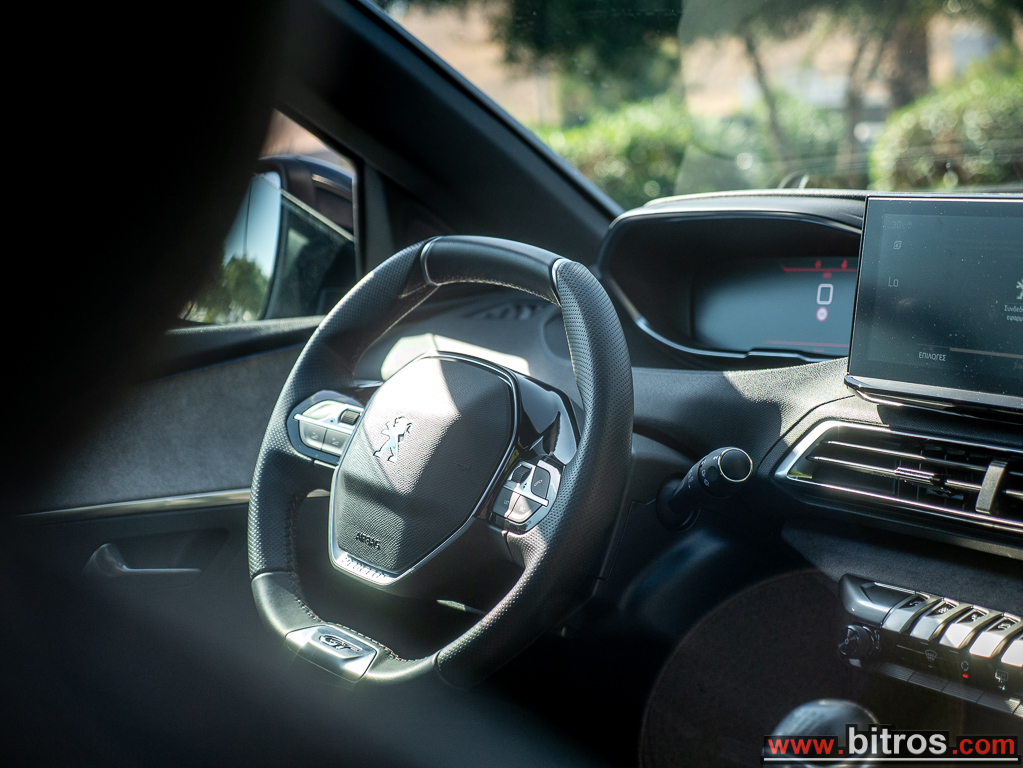 Peugeot 3008 2022 GT +ΟΡΟΦΗ FACE LIFT 44.000Km!! 130HP — φωτογραφία 16