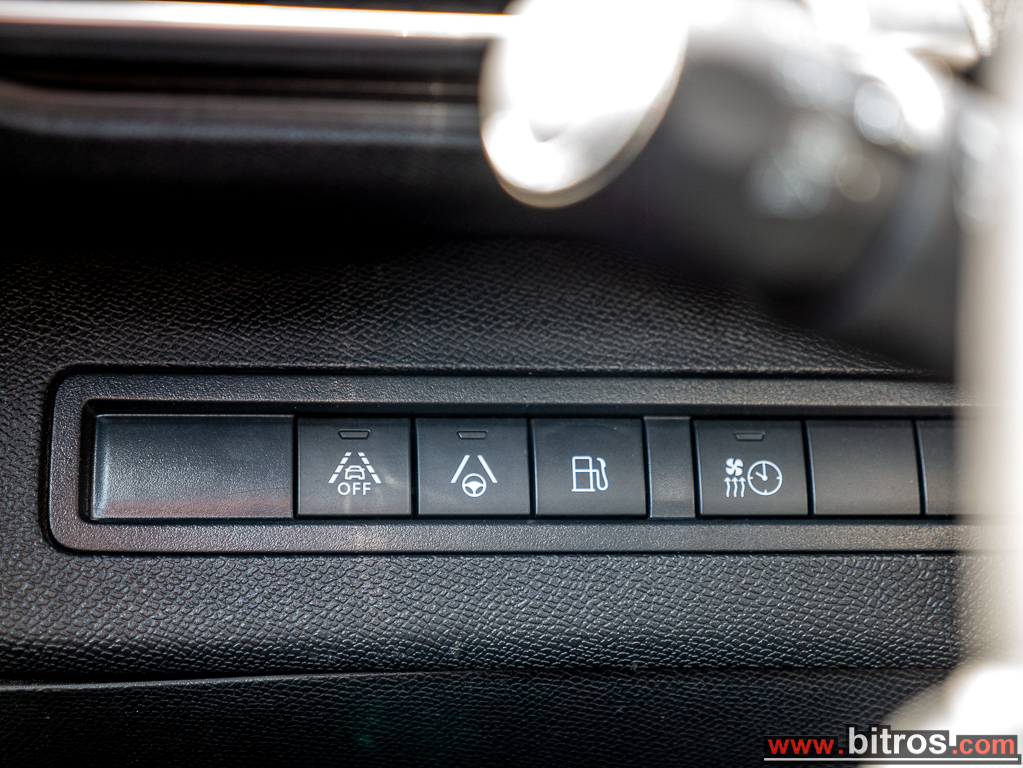 Peugeot 3008 2021 GT-LINE 4×4 300HP HYBRID-4 1.6 e-EAT8 Plug In Hybrid — φωτογραφία 17