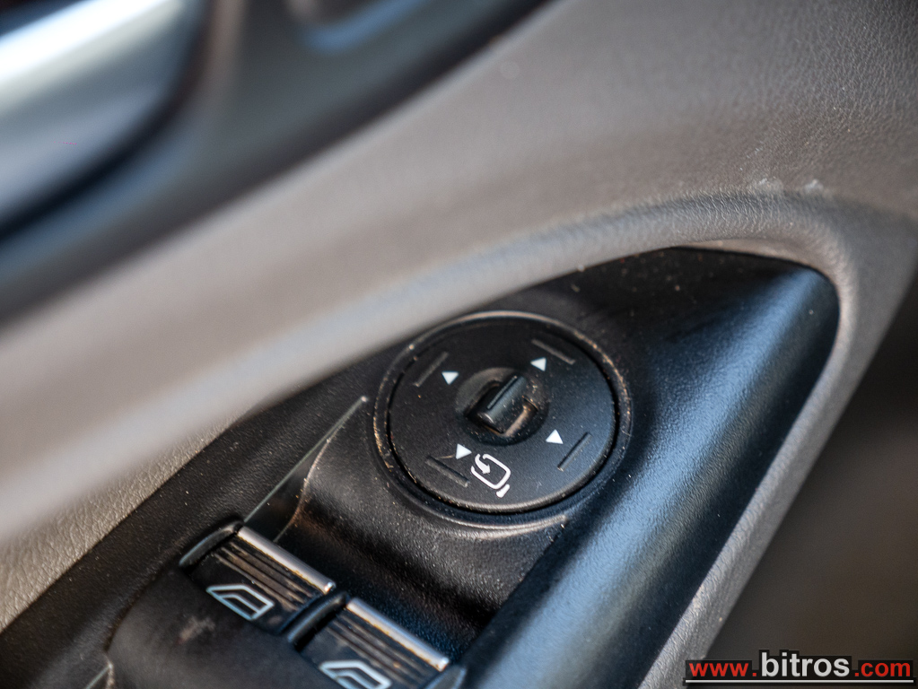 Ford Tourneo Connect 2021 ACTIVE!!! ΑΥΤΟΜΑΤΟ PANORAMA 120HP 1.5 — φωτογραφία 17