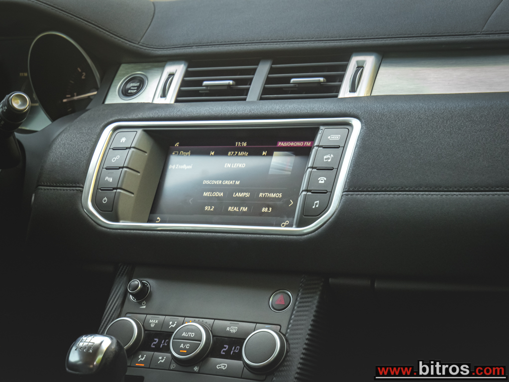 Land Rover Range Rover Evoque 2017 TD4 DYNAMIC AWD R20′ — φωτογραφία 18