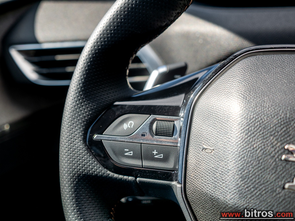 Peugeot 3008 2021 GT-LINE 4×4 300HP HYBRID-4 1.6 e-EAT8 Plug In Hybrid — φωτογραφία 18