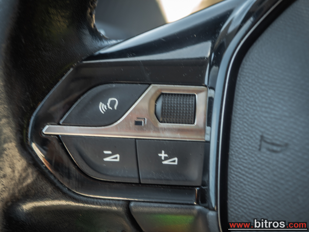Peugeot 2008 2021 ΕΛΛΗΝΙΚΟ+BOOK 1.5 BHDI 110HP ACTIVE PLUS CAMERA — φωτογραφία 18