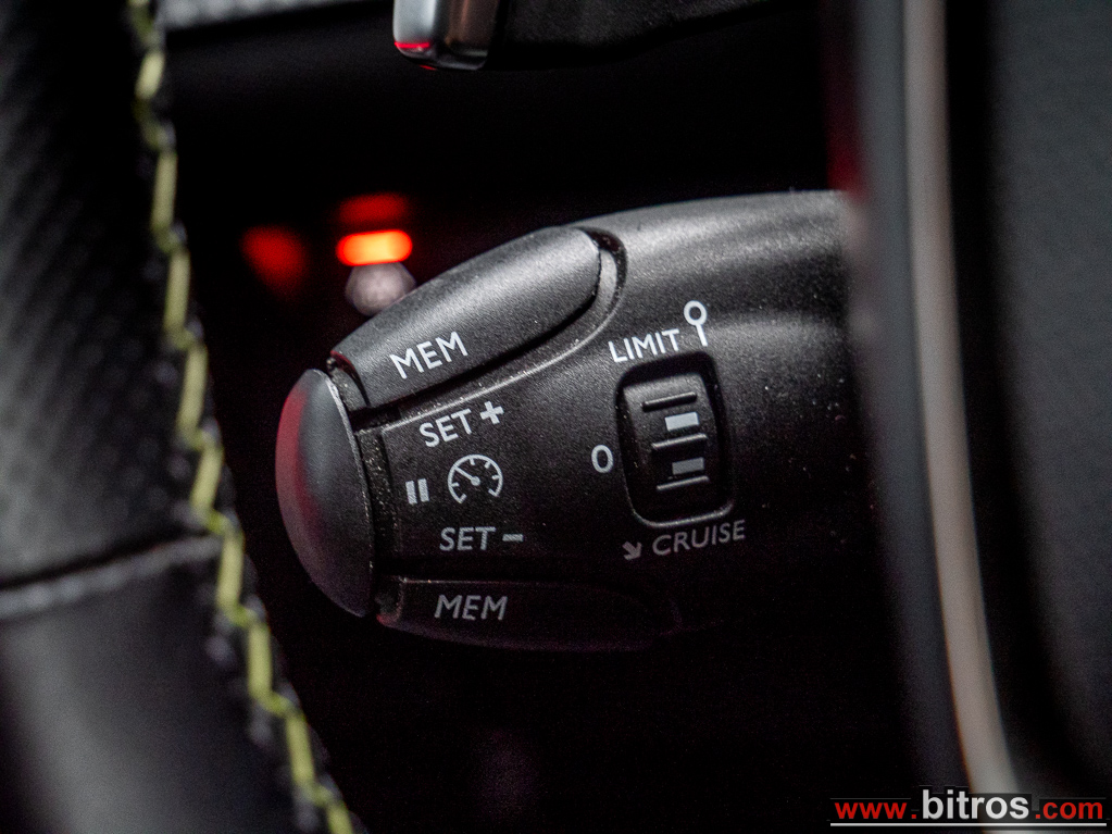 Peugeot 208 2021 GT LINE 1.2 ΜΕ 130 ΙΠΠΟΥΣ!!! ΑΥΤΟΜΑΤΟ! — φωτογραφία 19