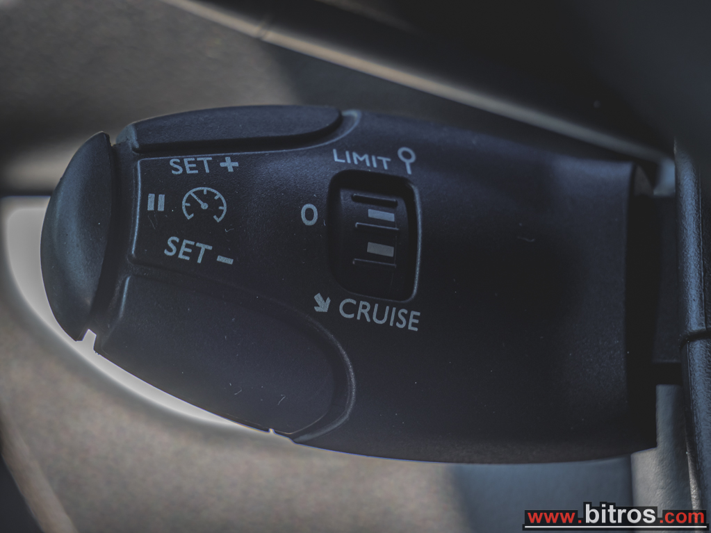 Opel Zafira Life 2020 9ΘΕΣΙΟ 1.5D 120HP — φωτογραφία 19