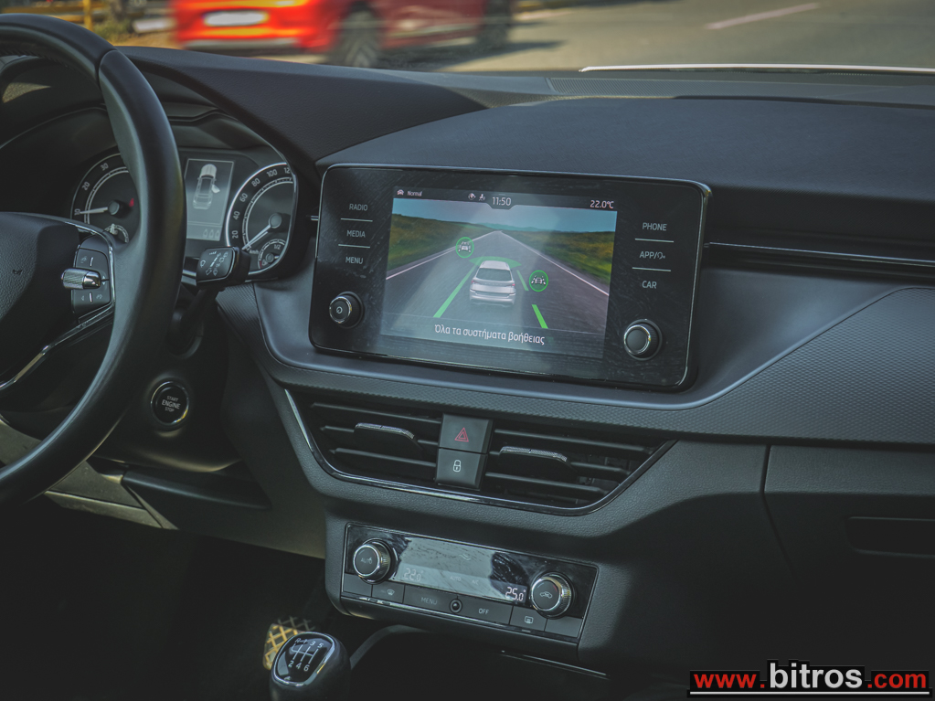 Skoda Kamiq 2023 AYTOMATO 1.0 TSI 110HP -GR — φωτογραφία 18