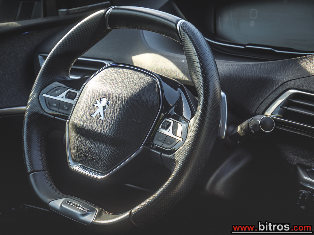 Peugeot 5008 2021 7-ΘΕΣΙΟ! GT LINE PANORAMA ΑΥΤΟΜΑΤΟ! 1.2 ΒΕΝΖΙΝΗ 130HP! — φωτογραφία 20