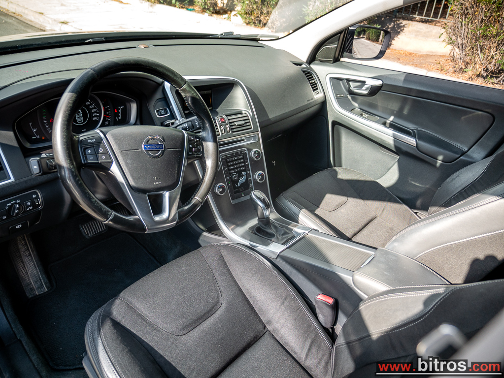 Volvo XC 60 2015 4×4 D4 190HP AUTO -20″ ΖΑΝΤΕΣ — φωτογραφία 3