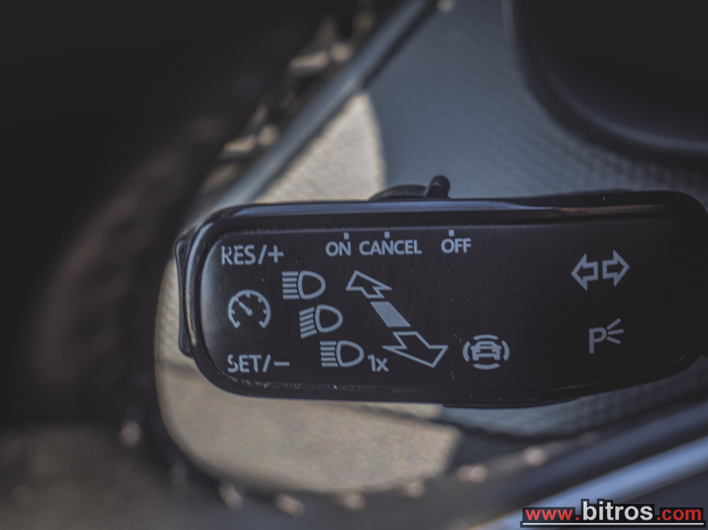 Skoda Kamiq 2023 AYTOMATO 1.0 TSI 110HP -GR — φωτογραφία 20