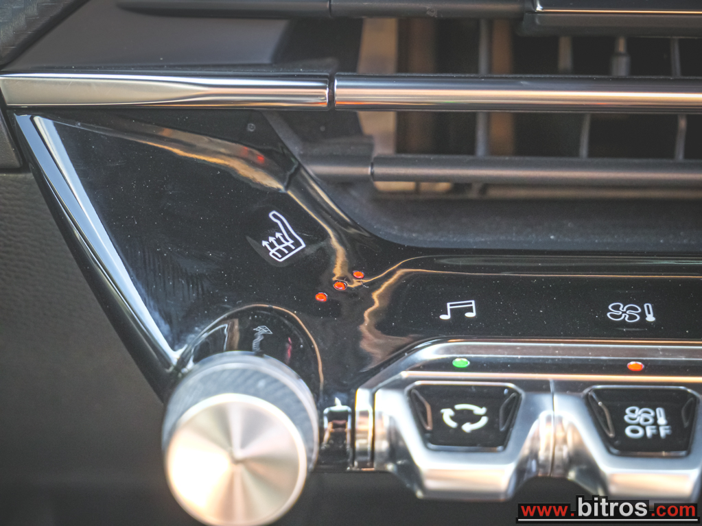 Peugeot 2008 2020 PANORAMA! GT-LINE! 1.5 BHDi 130Hp 8G-AUTO F1 90eΤΕΛΗ! — φωτογραφία 23