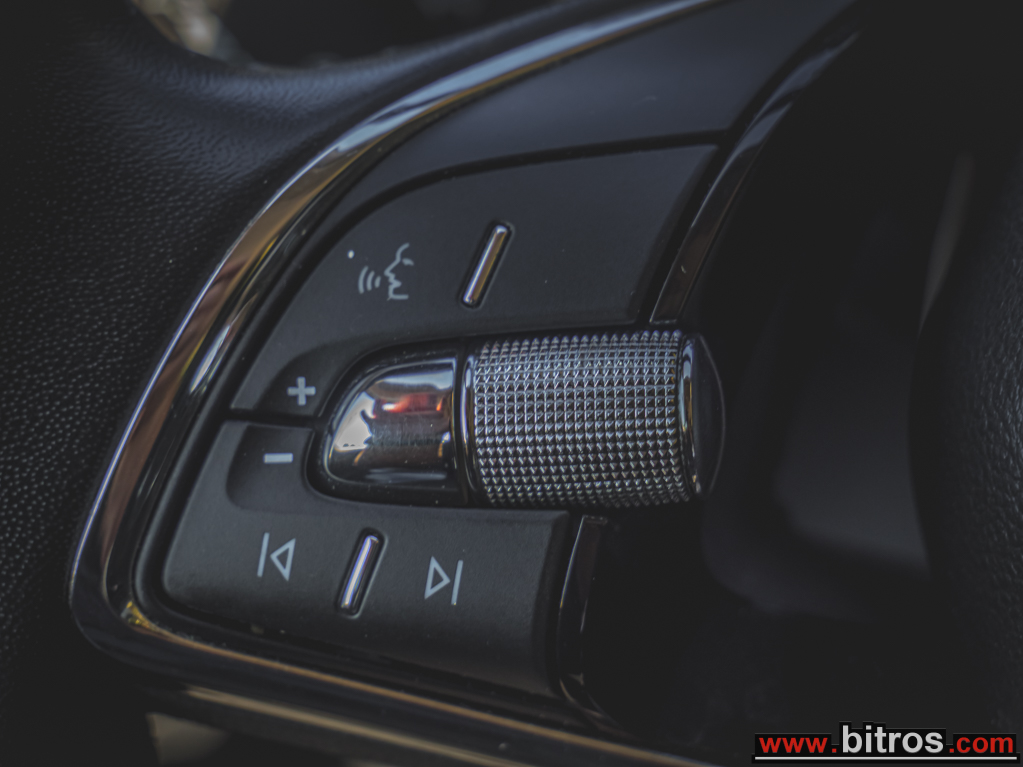 Skoda Kamiq 2023 AYTOMATO 1.0 TSI 110HP -GR — φωτογραφία 21