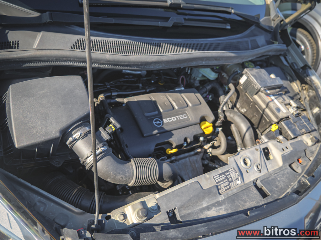 Opel Meriva 2010 1.4 120HP ΛΙΓΑ ΧΛΜ!! — φωτογραφία 24