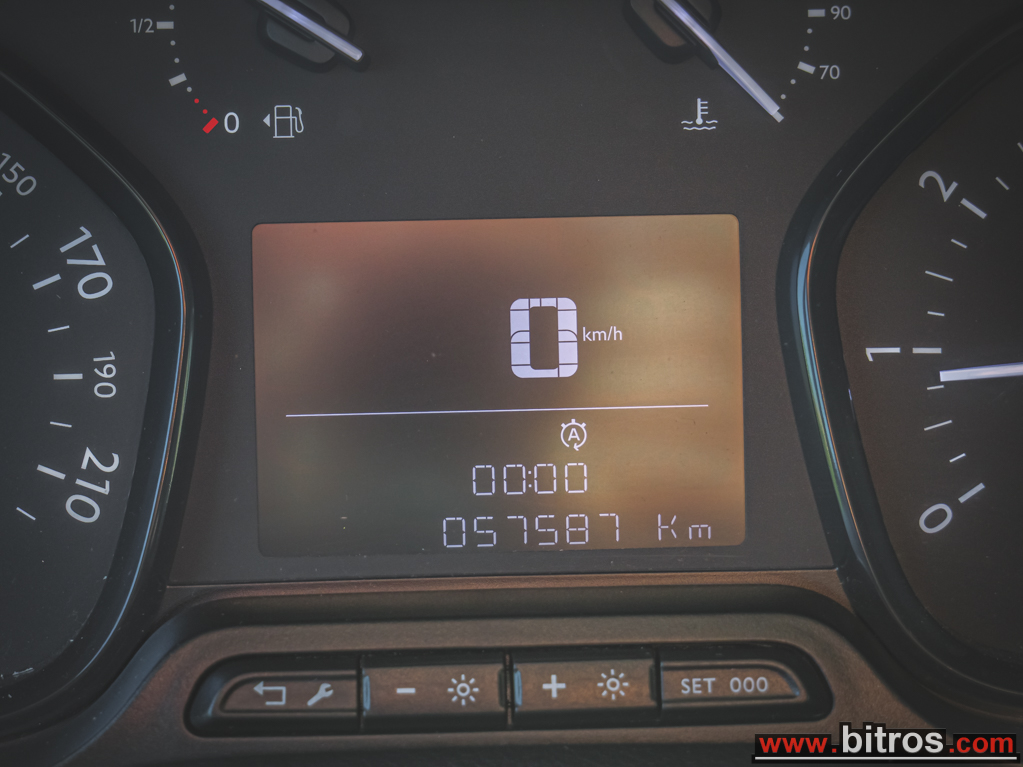 Opel Zafira Life 2020 9ΘΕΣΙΟ 1.5D 120HP — φωτογραφία 26