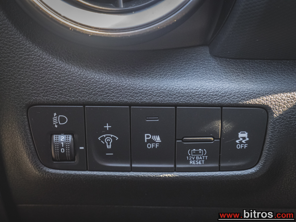 Hyundai Kona 2022 1.6 GDI 141Hp Mild Hybrid 48V PREMIUM PLUS ΕΛΛΗΝΙΚΟ — φωτογραφία 27