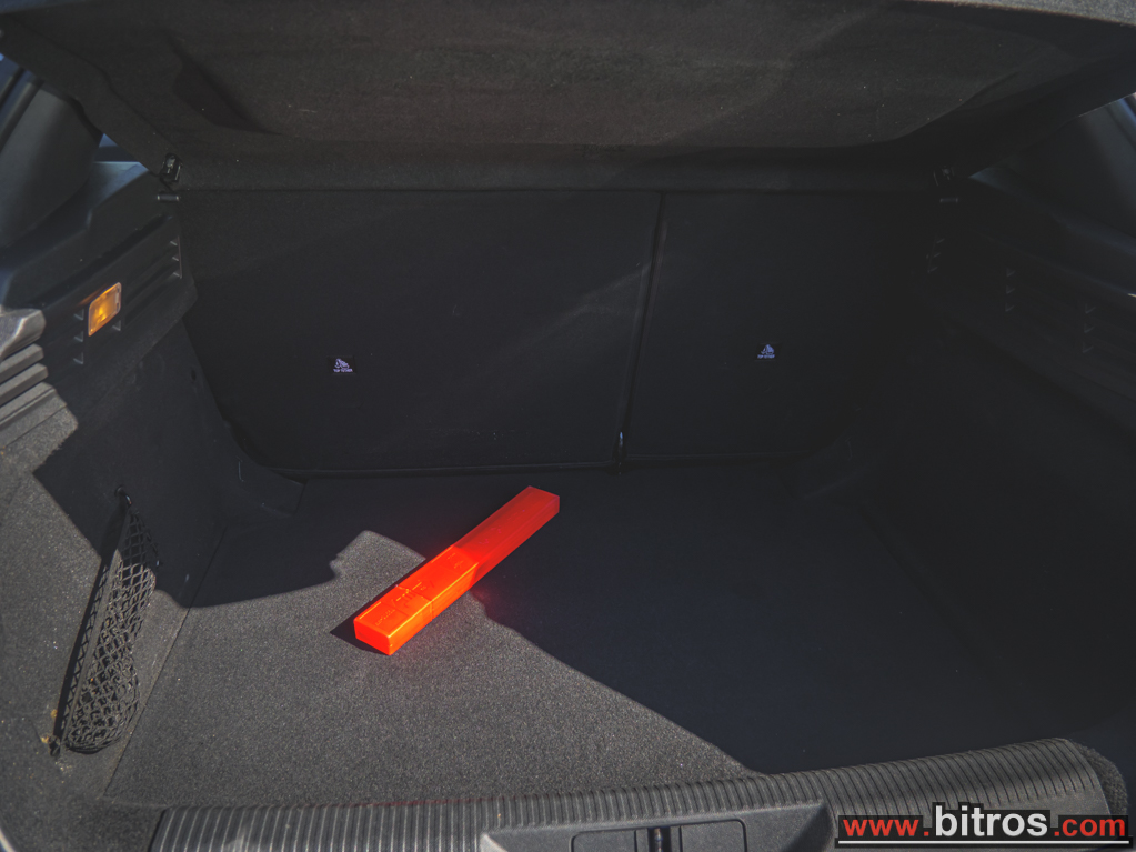 Peugeot 308 2022 NEW 1.5 BLUEHDI BUSINESS 130HP ΕΛΛΗΝΙΚΟ — φωτογραφία 28