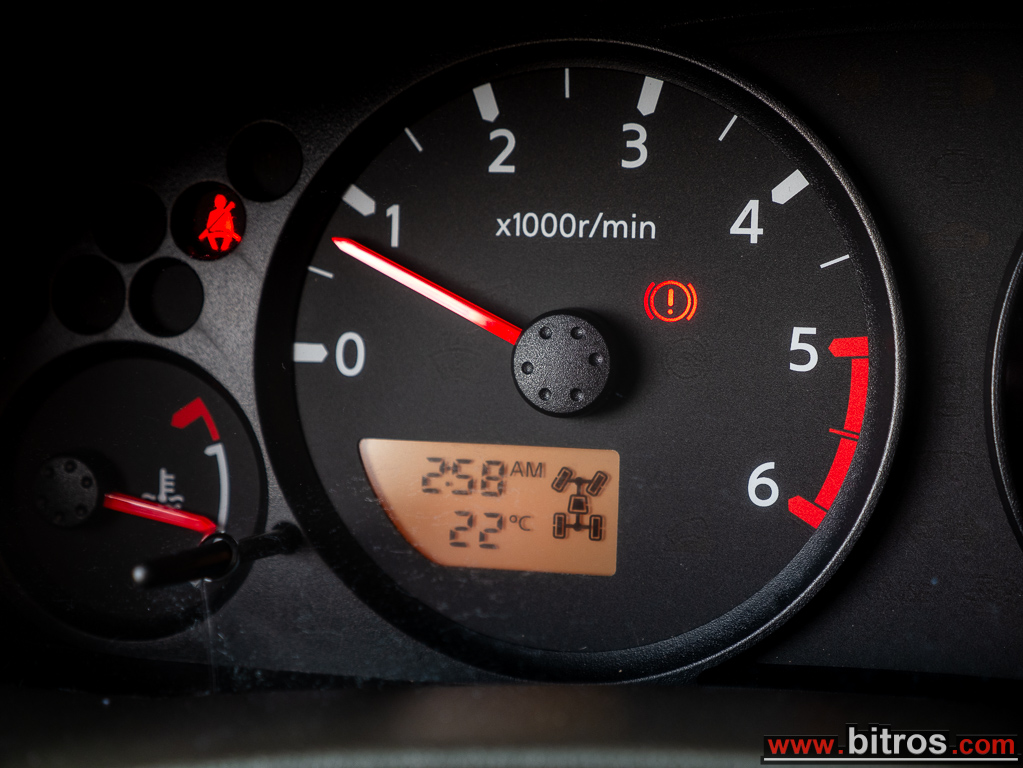 Nissan Navara 2010 Διπλοκάμπινο 2.5LT NAVARA 4×4 ΜΕ ΚΑΡΟ — φωτογραφία 28