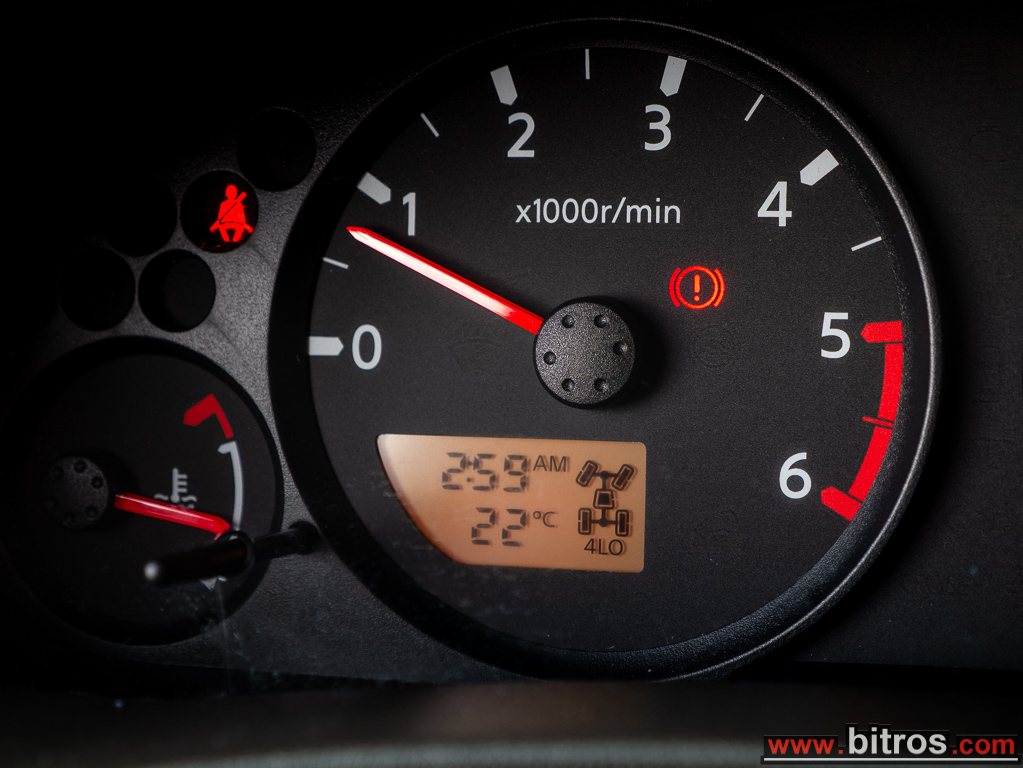 Nissan Navara 2010 Διπλοκάμπινο 2.5LT NAVARA 4×4 ΜΕ ΚΑΡΟ — φωτογραφία 29