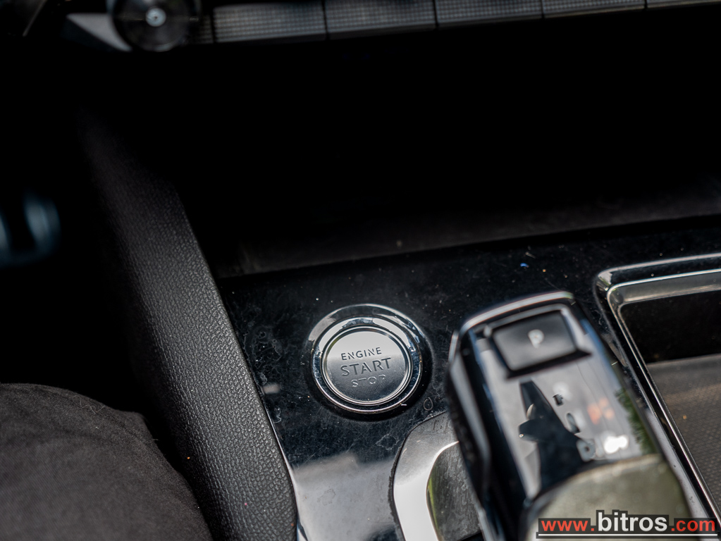 Peugeot 3008 2021 GT-LINE 4×4 300HP HYBRID-4 1.6 e-EAT8 Plug In Hybrid — φωτογραφία 30