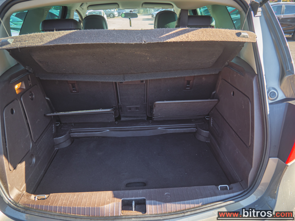 Opel Meriva 2010 1.4 120HP ΛΙΓΑ ΧΛΜ!! — φωτογραφία 28