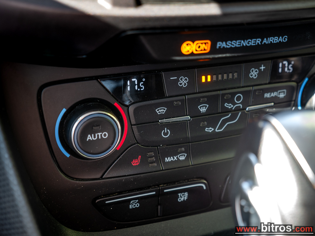 Ford Tourneo Connect 2021 ACTIVE!!! ΑΥΤΟΜΑΤΟ PANORAMA 120HP 1.5 — φωτογραφία 30
