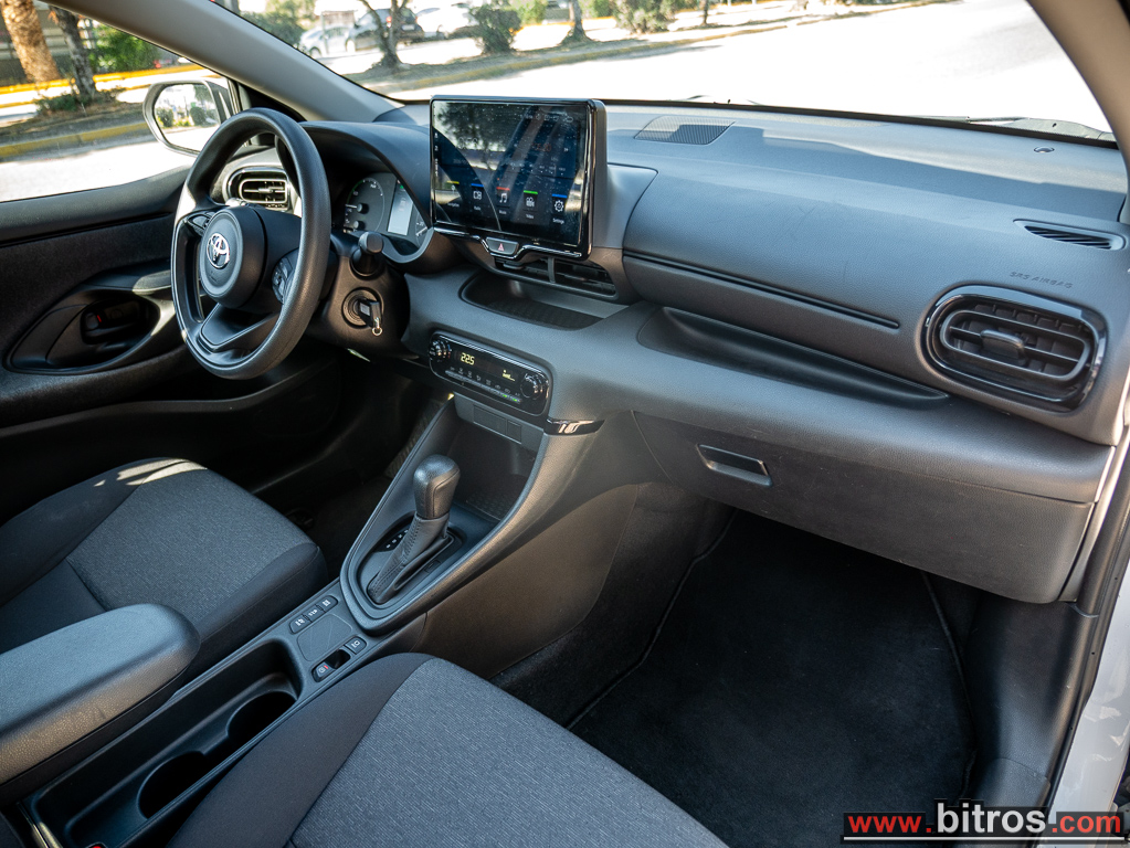 Toyota Yaris 2022 HDF HYBRID — φωτογραφία 4