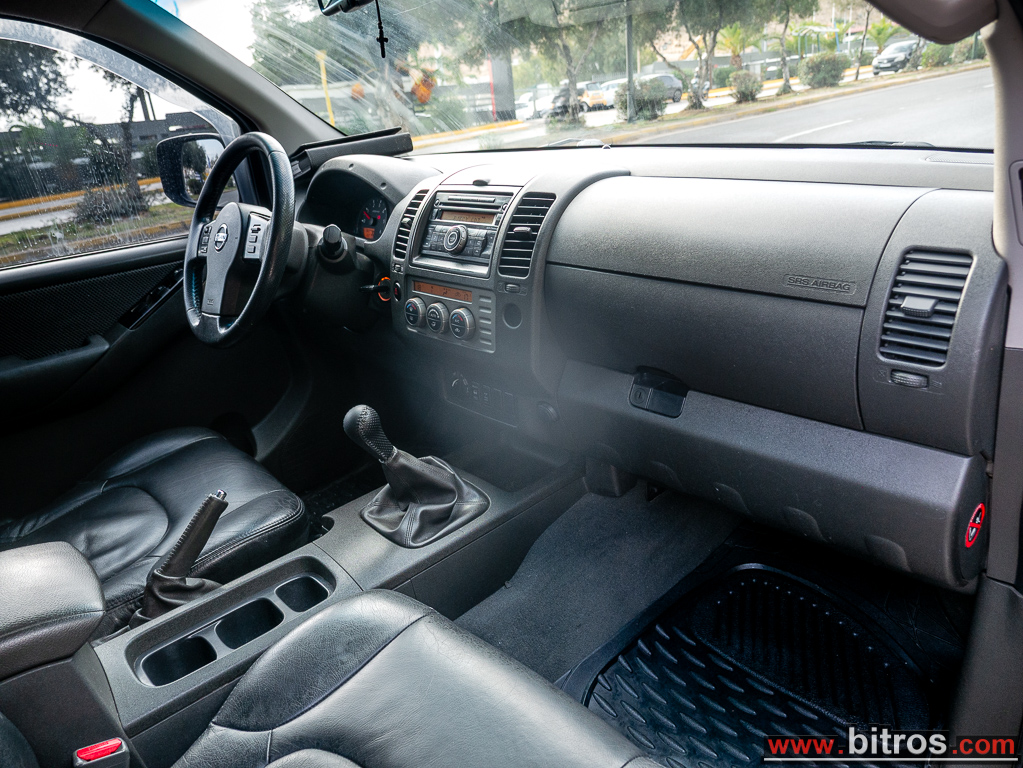 Nissan Navara 2010 Διπλοκάμπινο 2.5LT NAVARA 4×4 ΜΕ ΚΑΡΟ — φωτογραφία 4