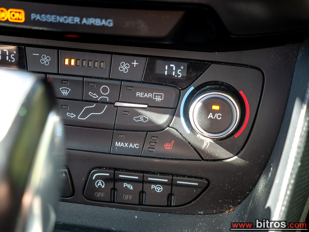 Ford Tourneo Connect 2021 ACTIVE!!! ΑΥΤΟΜΑΤΟ PANORAMA 120HP 1.5 — φωτογραφία 31